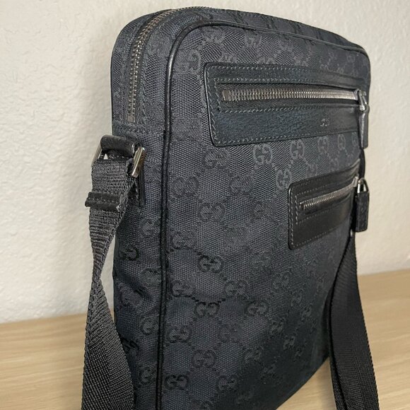 Gucci Authentic Vintage Black Canvas Crossbody Messenger Bag Leather Trim - Picture 13 of 16